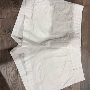 Chic White Summer Shorts